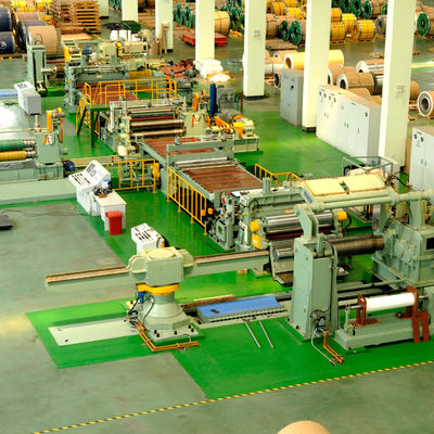 Máquina de corte horizontal de 306 kW para corte de bobinas de aço