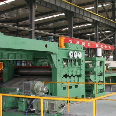 Máquina de endireitação de bobinas de alta produtividade com função de nivelador e corte transversal