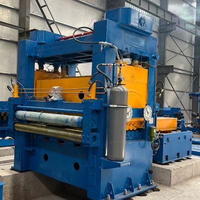 Máquina de endireitação de bobinas de alta produtividade com função de nivelador e corte transversal
