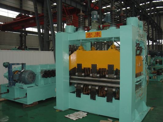 Linha de produção de nivelamento e corte de chapas de aço laminadas a quente