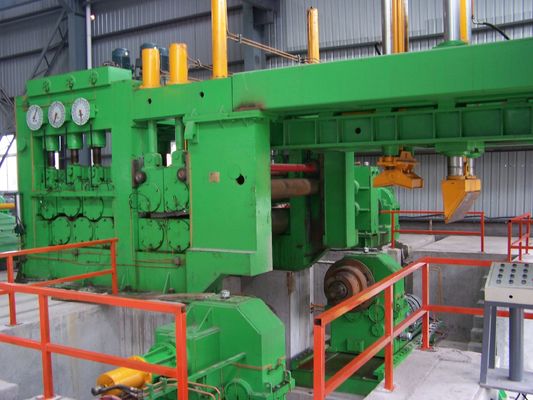 Máquina de endireitar e enrolar bobinas de aço de peso igual ou superior a 80 kg para chapas ou bobinas de metal