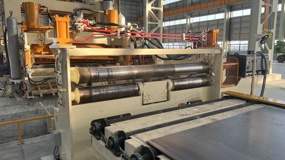 3 mm-12 mm-2000 mm Linha de corte transversal de cisalhamento móvel para decapagem de bobinas de aço laminadas a quente