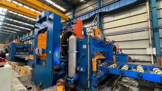 Máquina de corte de chapas de aço com componentes principais PLC e velocidade de corte 0-20m/min