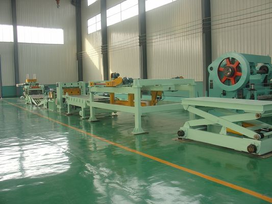 Máquina de nivelamento e rebobinagem de bobinas de aço de 70 kg para processamento de chapas metálicas