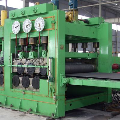 Fabricação de automóveis Linha de produção de nivelamento e rebobinagem de bobinas de aço 5000*3500*