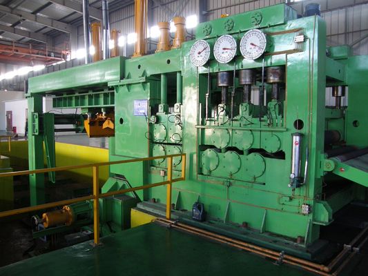 Fabricação de automóveis Linha de produção de nivelamento e rebobinagem de bobinas de aço 5000*3500*