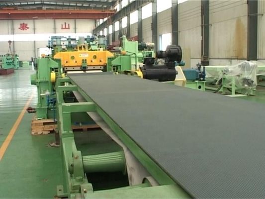 Linha de produção de cisalhamento voador de bobinas metálicas de mineração de energia com velocidade de corte de 0,3-2,5x800