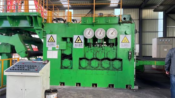 Descolador de bobina de aço controlado por PLC e corte em linha de comprimento Alta produtividade