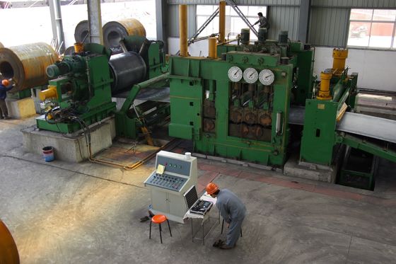 Máquina automática de corte de bobinas de aço