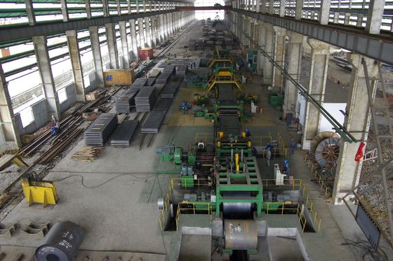 Máquina de corte de bobinas de aço de 8-25 mm Máquina de corte de bobinas de linha de corte de bobinas Máquina de endireitação de bobinas niveladora Máquina de chapas de aço