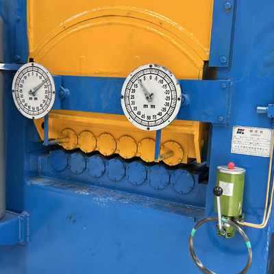 Máquina de nivelamento de estruturas de aço de peso de 35 kg para aplanamento e enrolamento de bobinas de aço