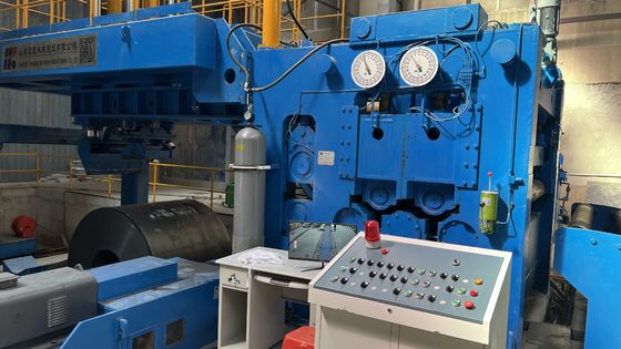 Linha de corte de bobina da máquina de perfurar horizontal para nivelador e máquina de endireitar