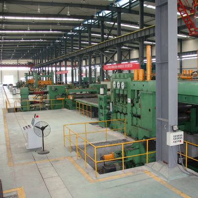 Linha de produção de descolagem e nivelamento de bobinas metálicas de obras de construção com controlo PLC