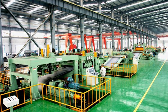Tesouras móveis de placas de 125KW para corte rápido e preciso de aço Modelo 15000